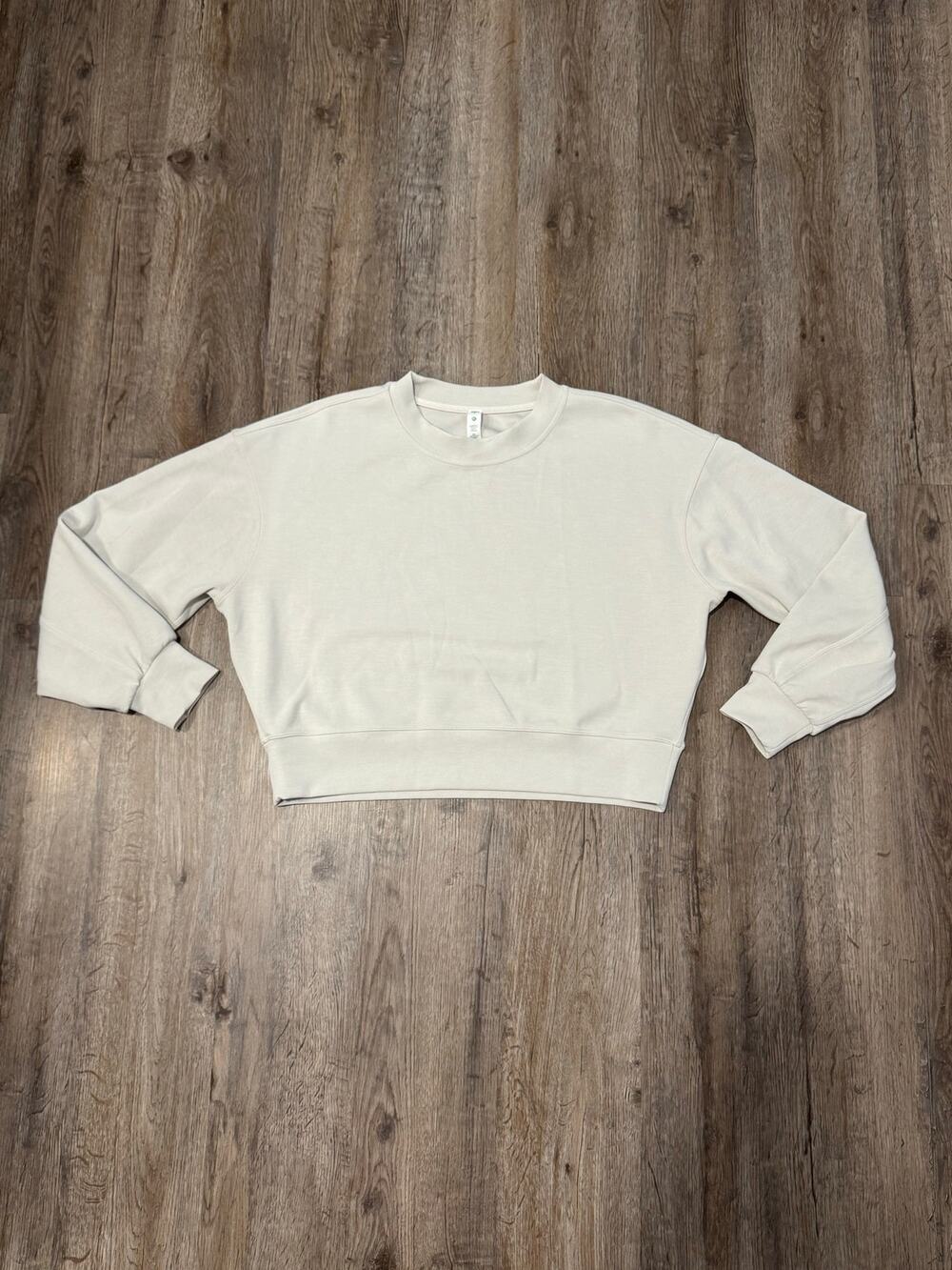 Lululemon Women’s Softstreme Perfectly Oversized Cropped Crew Size 2